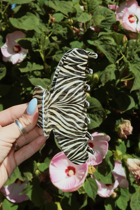 Zebra Oversized Kaxi Acetate Claw Clip